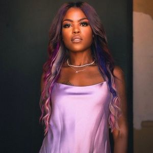 Meet your Posher, Symone